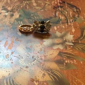 Two rings, one big ring, one small ring